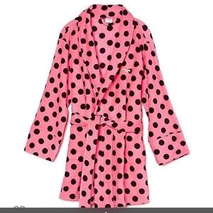 PINK VS Plush Robe & PJ Shirt XS/S